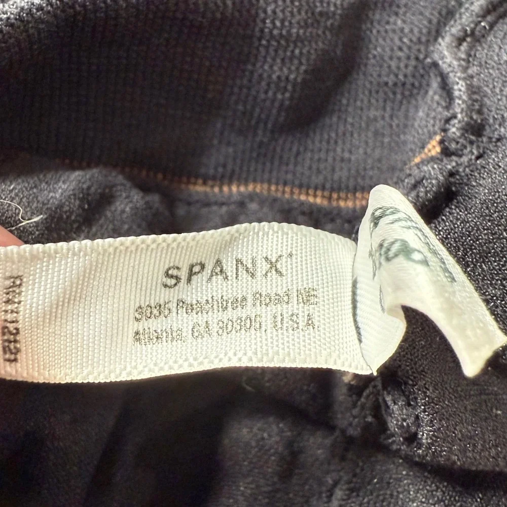 Spanx Tights‎ Womens Size D Black Shaping Opaque Compression Hosiery 20211